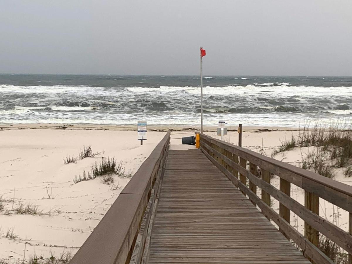 A Wave From It All Beach Resort Gulf Shores Exterior foto